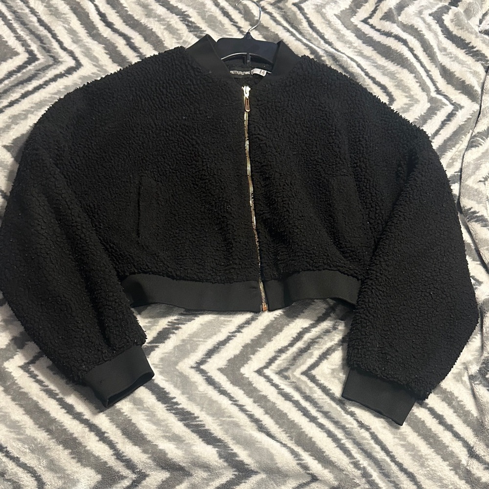 PrettyLittleThing Black Cropped Teddy Bomber Jacket